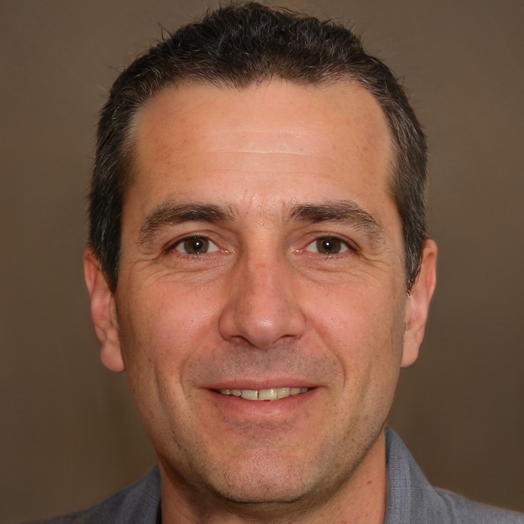 Андрей Ермолаев